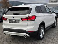 Náhľad zozadu sprava