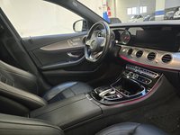 Вид на салон