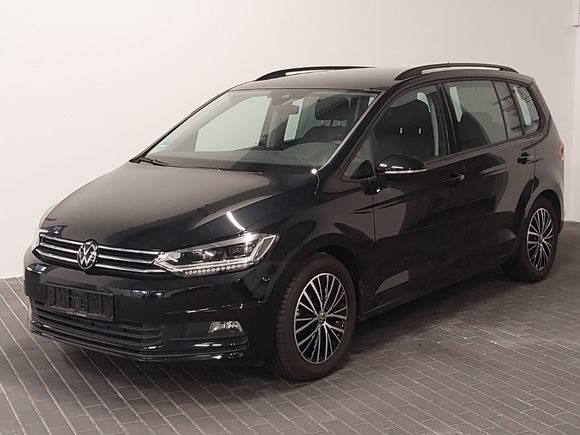 Pogled od napred levo