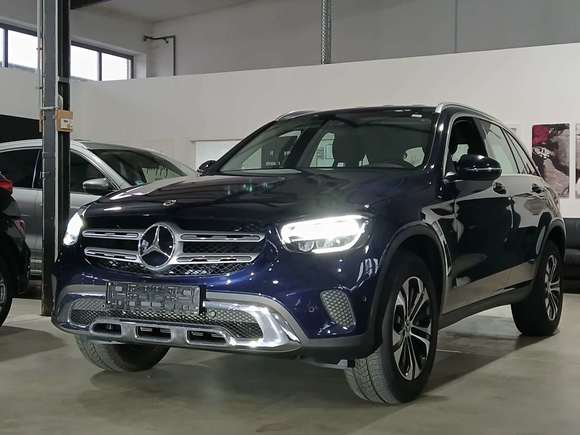 Náhled zpředu zleva