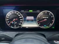 Pohled na přístrojovou desku