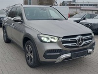 Náhled zpředu zprava