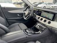 Вид на салон