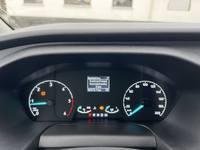 Pohľad na združený prístroj na palubnej doske