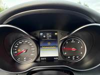 Pohľad na združený prístroj na palubnej doske