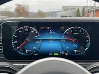 Pohľad na združený prístroj na palubnej doske