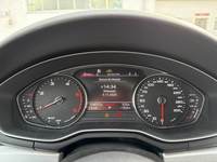 Вид на приборную панель