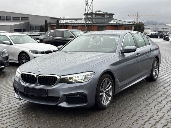 Вид спереди слева