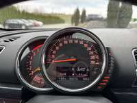 Pohled na přístrojovou desku