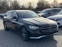 Вид спереди справа