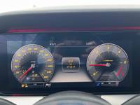 Вид на приборную панель