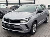 Вид спереди слева