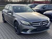 Náhled zpředu zprava