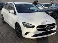 Náhled zpředu zprava