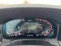 Pohled na přístrojovou desku