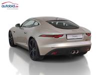 Pogled od pozadi levo