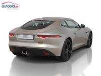 Pogled od pozadi desno