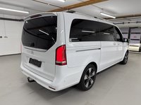 Вид сзади справа