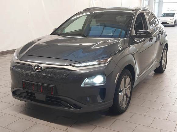 Вид спереди слева