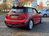 Вид сзади справа