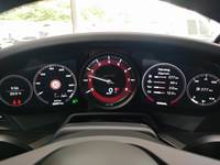 Вид на приборную панель