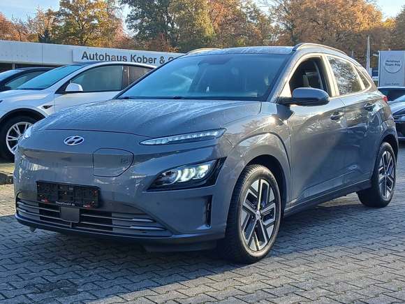 Вид спереди слева