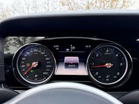 Вид на приборную панель