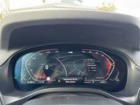 Pohľad na združený prístroj na palubnej doske