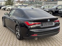 Náhľad zozadu zľava