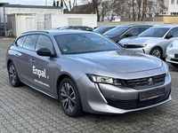 Вид спереди справа