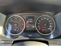 Pohľad na združený prístroj na palubnej doske