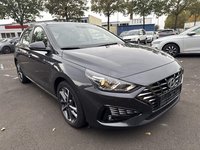 Náhled zpředu zprava