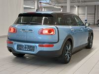 Вид сзади справа