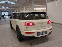 Вид сзади слева