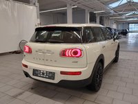 Вид сзади справа