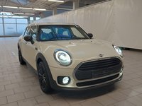 Вид спереди справа