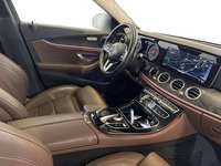 Вид на салон