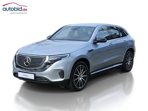 Вид спереди слева