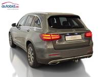 Вид сзади слева