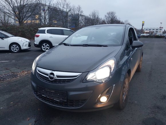 Вид спереди слева