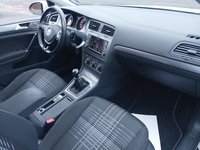 Вид на салон