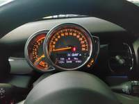 Pogled kombi instrument