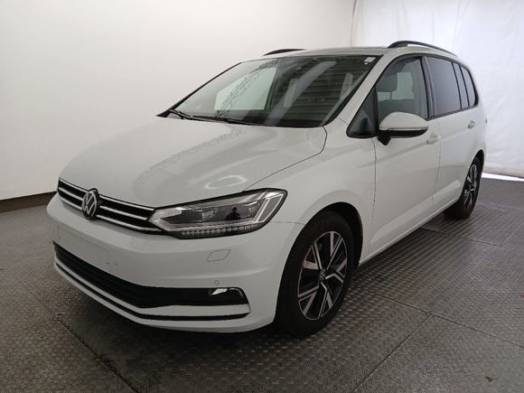 Pogled od napred levo