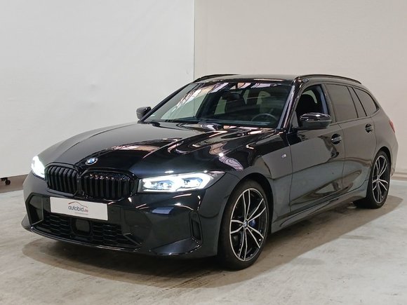 Pogled od napred levo