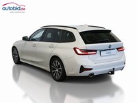 Pogled od pozadi levo