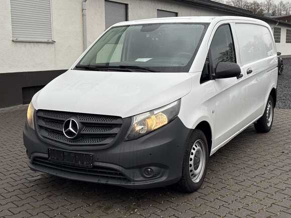 Náhľad spredu zľava