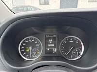 Pohľad na združený prístroj na palubnej doske