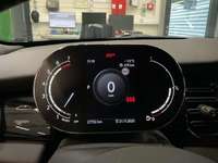 Pohled na přístrojovou desku