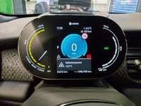 Pohled na přístrojovou desku