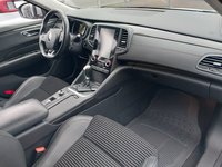 Вид на салон